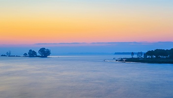 上岸漁民變身湖區“美容師”——市文旅集團奮力譜寫白馬湖綠色發(fā)展新篇章